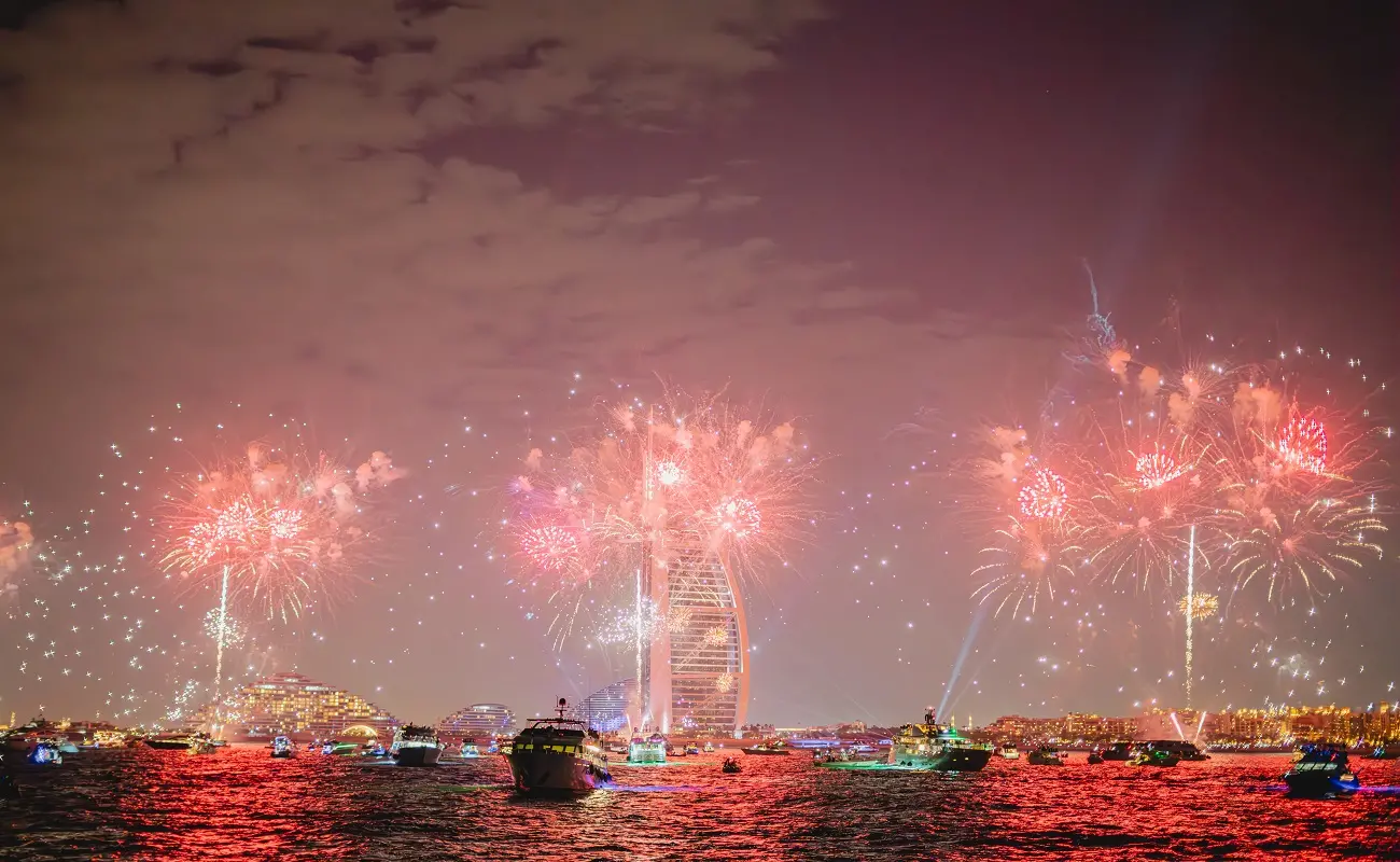 Enjoy dinner on luxury yacht rental Dubai while watching the fireworks.