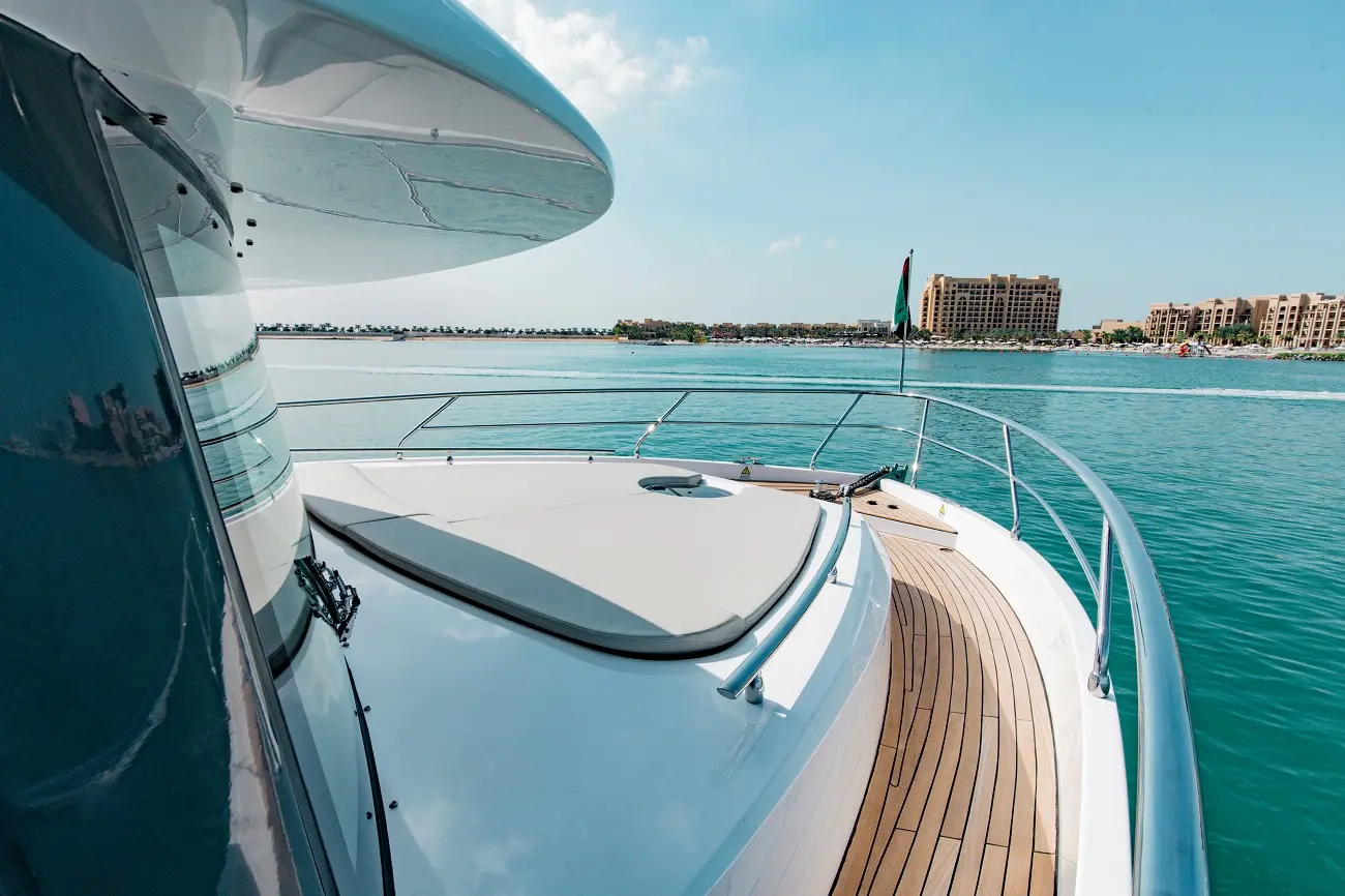 Rent a yacht in Dubai Marina and embark on your own exclusive cruise. 