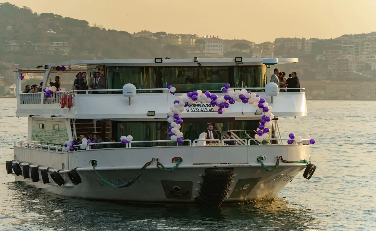 Yacht party Dubai is perfect for celebrating any occasion!
