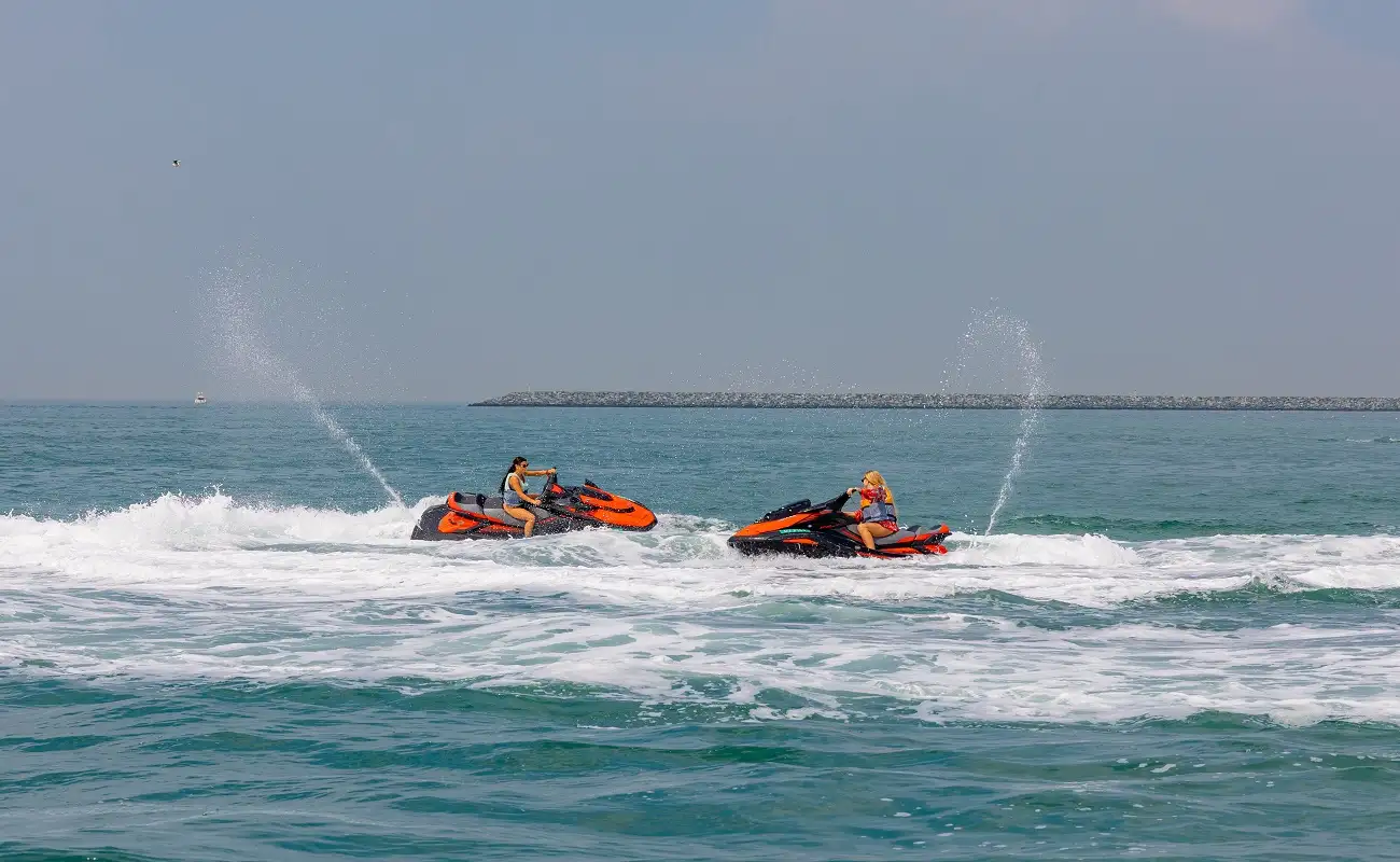 Best Jet Ski Rentals in Dubai for Luxury Coastal Trips