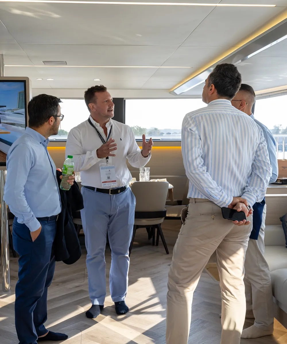 Hosting Corporate Events and Clients on Board a Yacht in Dubai