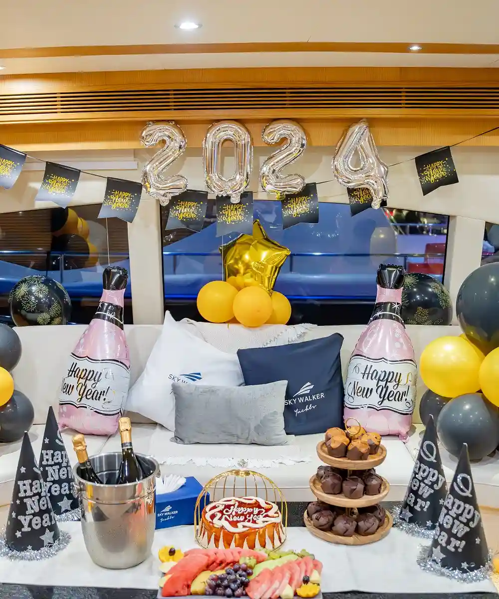 Attend the New Year Yacht Party Dubai