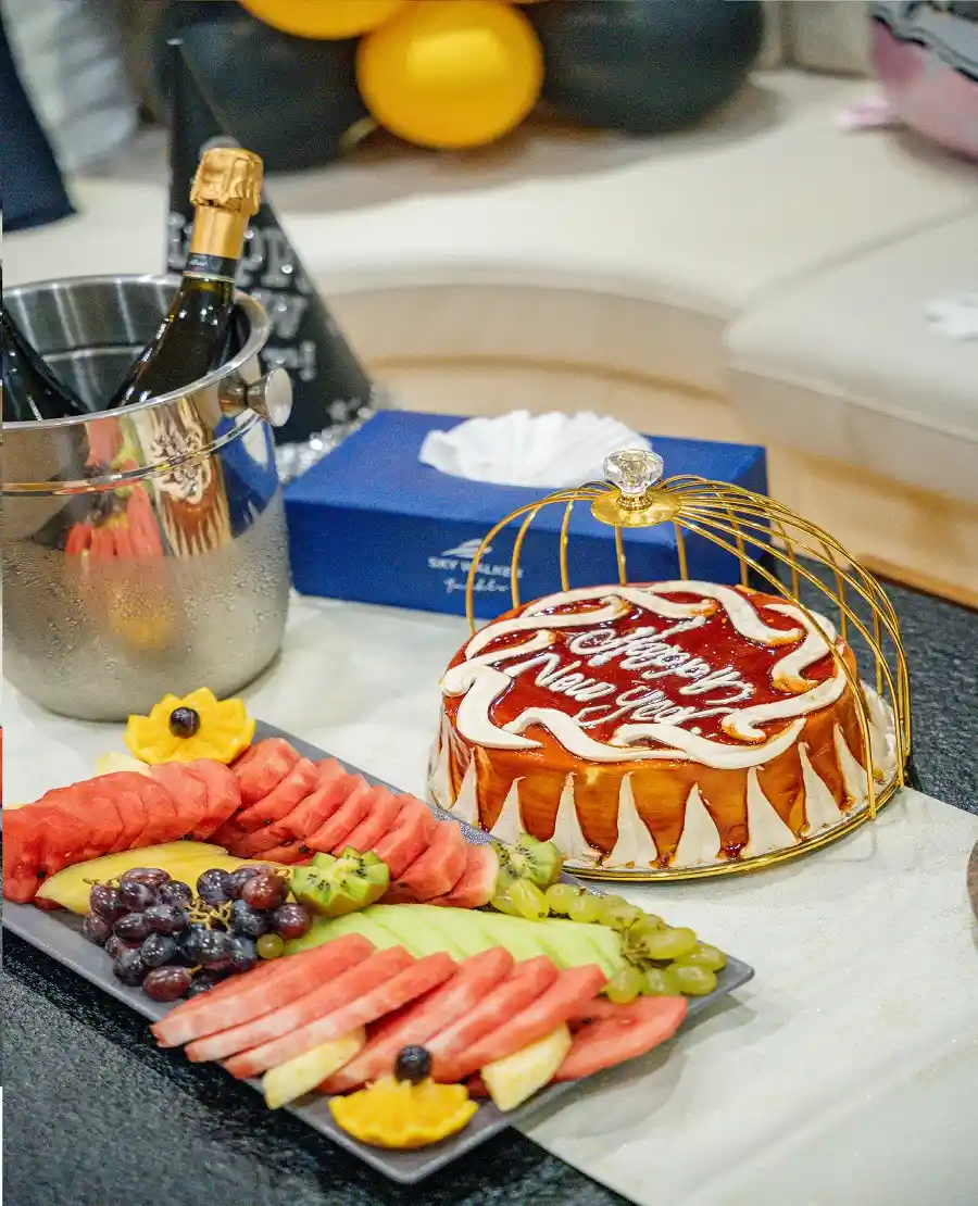 New Year Cake Customization
