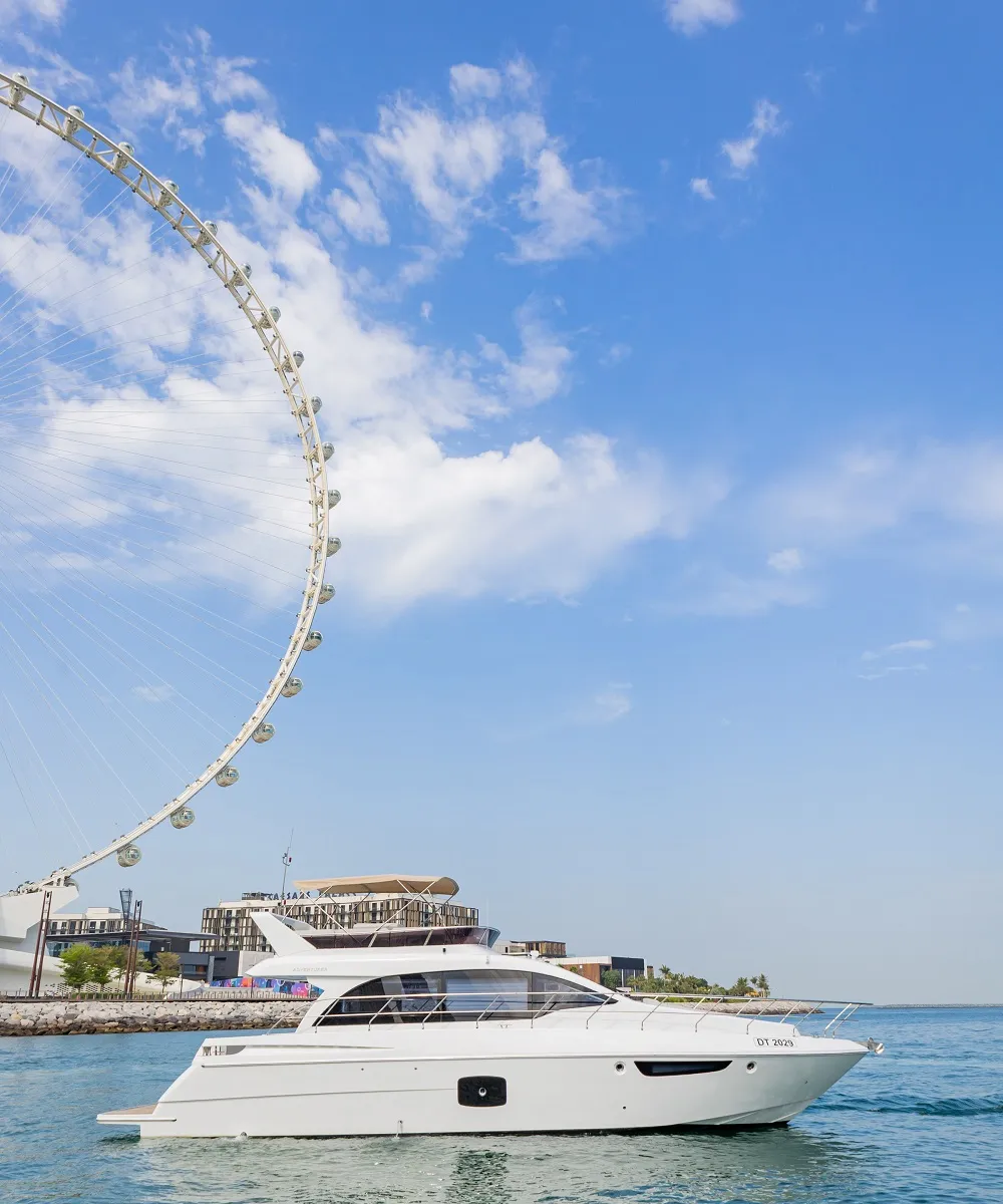 Take a Fishing Yacht Cruise in Dubai and Enjoy the View of Ain Dubai