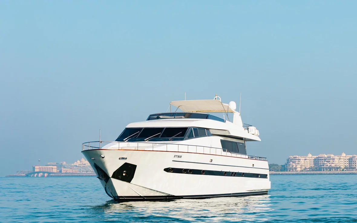 Take a World Island Trip aboard a luxury yacht in Dubai