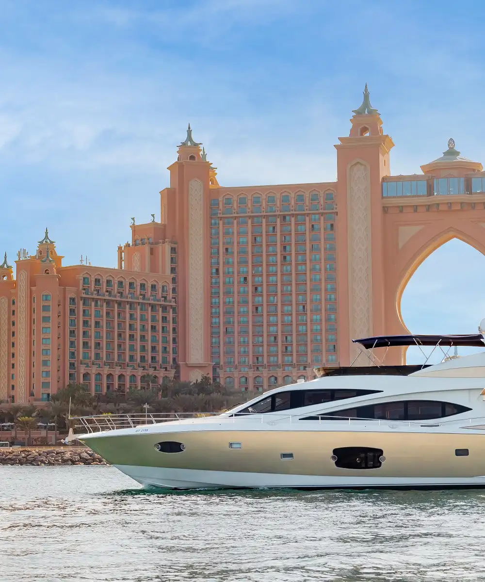 Take a Trip to Atlantis the Palm Aboard a Luxury Yacht in Dubai