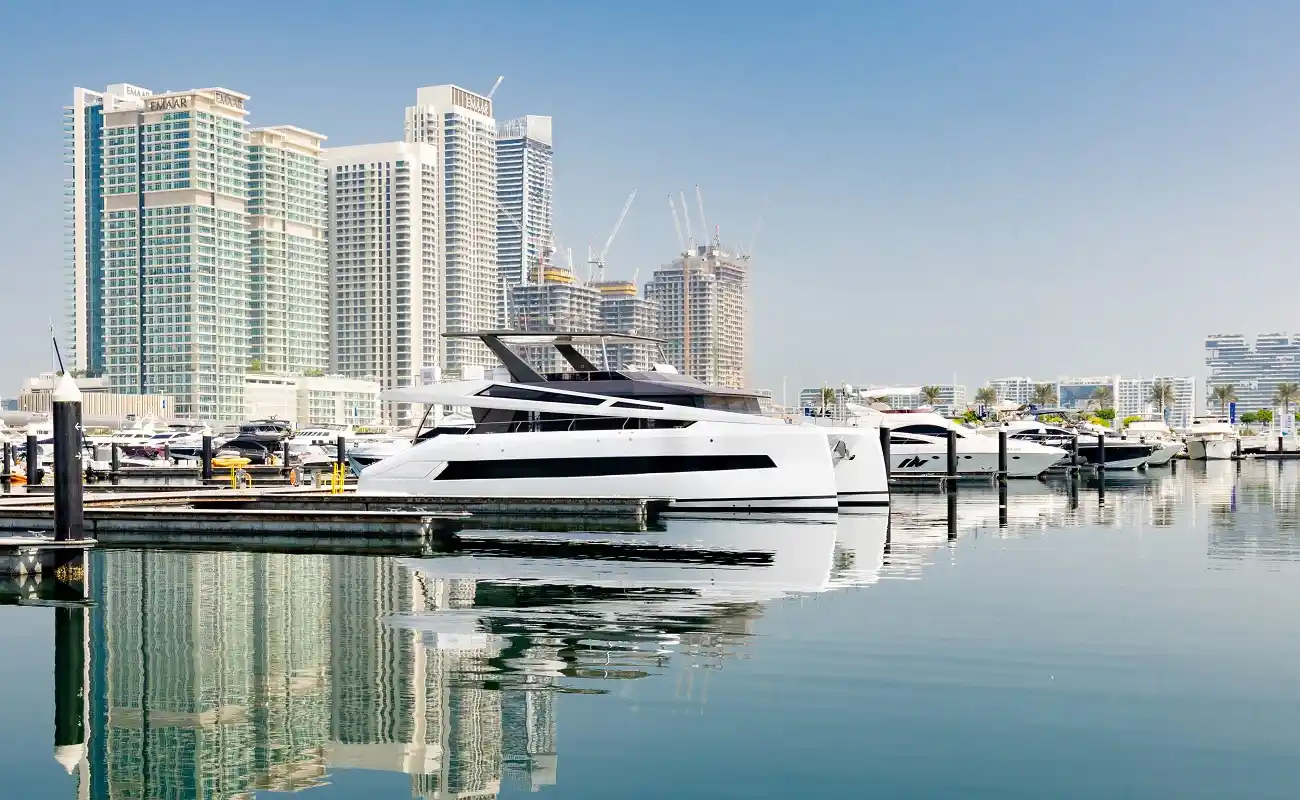 Please follow the safety tips when renting a yacht in Dubai to explore the waters of Dubai.