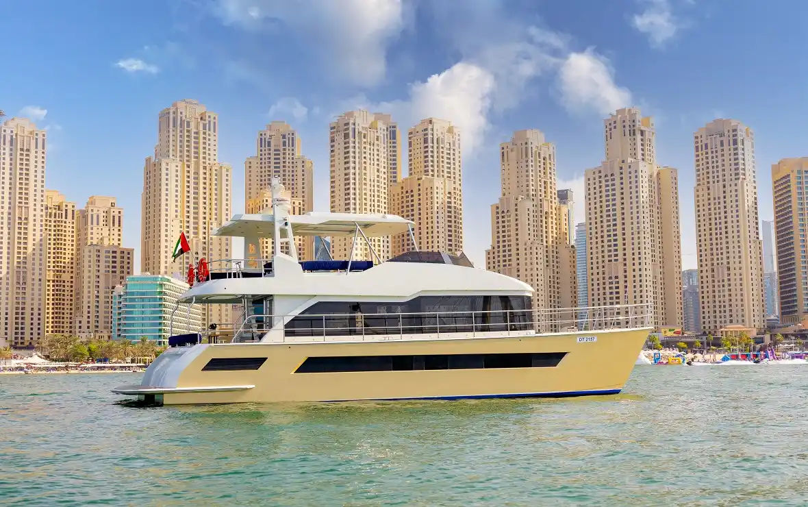 Yacht Tour Dubai
