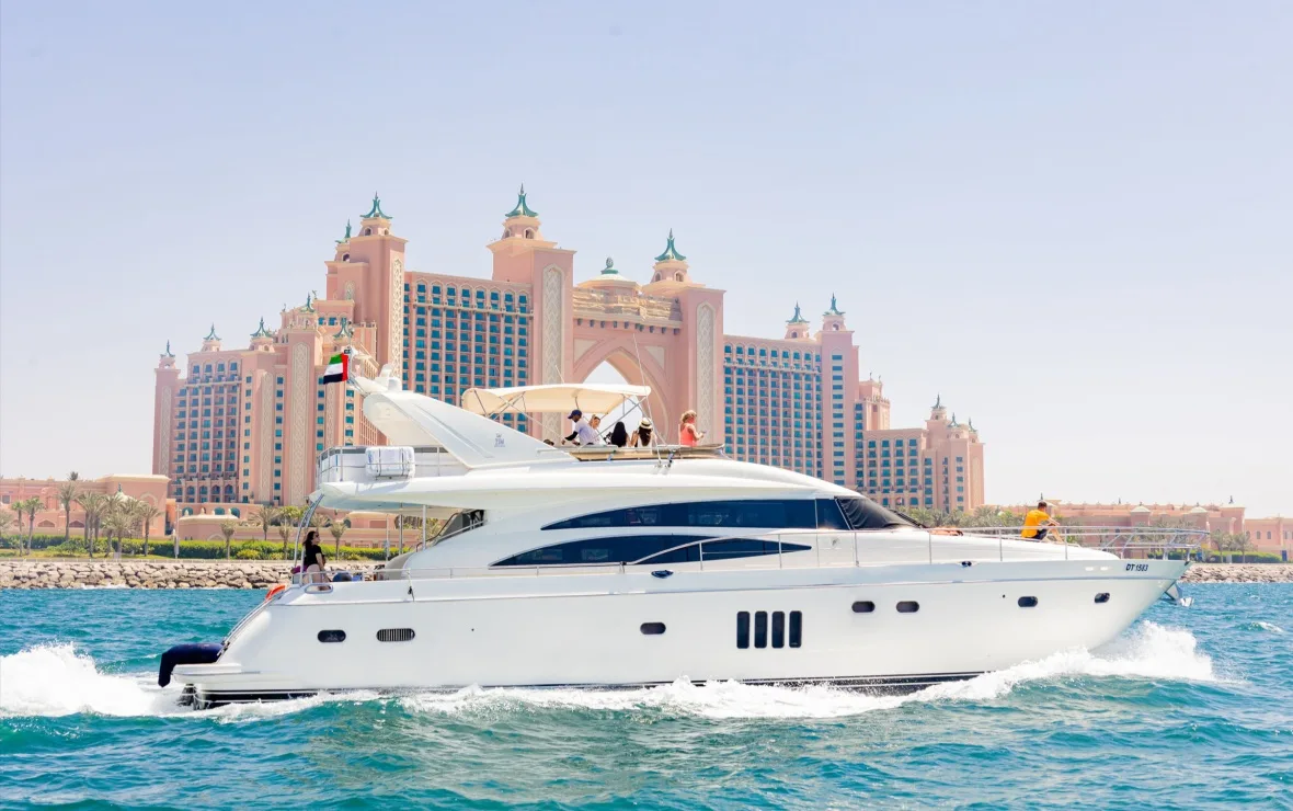 Yacht Cruise Dubai