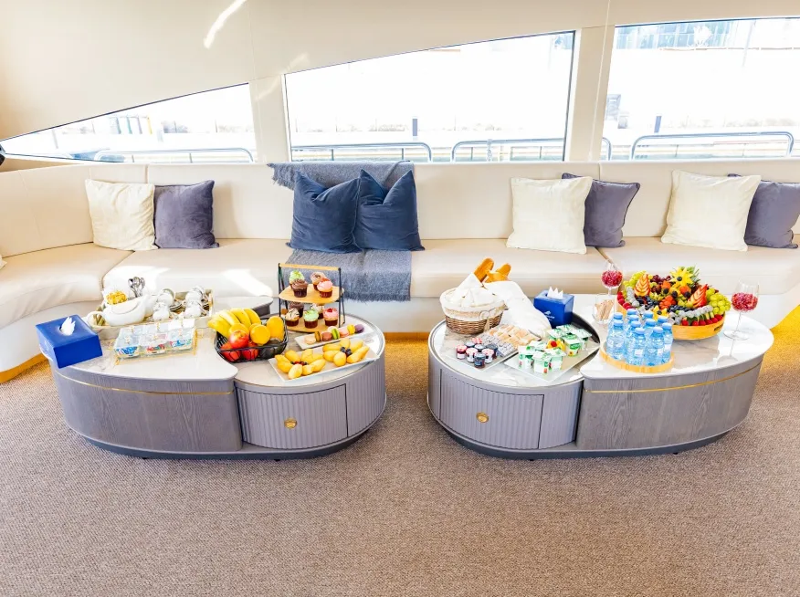 Yacht Cruise in Dubai with BBQ