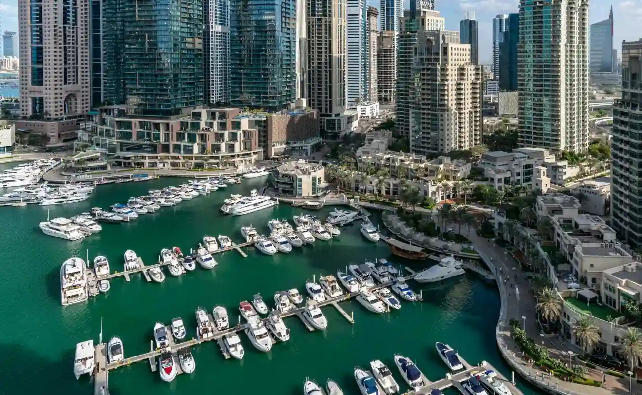 Explore Dubai Marina and enjoy a luxurious yacht rental experience!