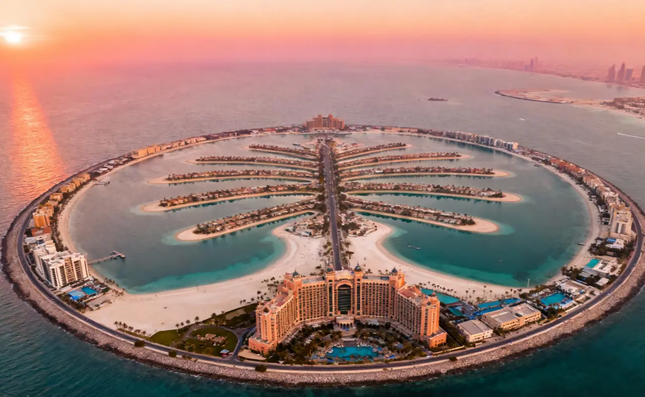 Dubai Yacht Party Cruise at Palm Jumeirah