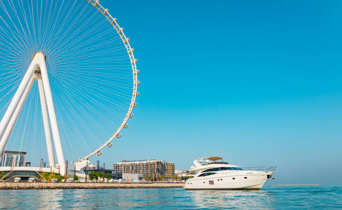 2-Hour Dubai Yacht Tour