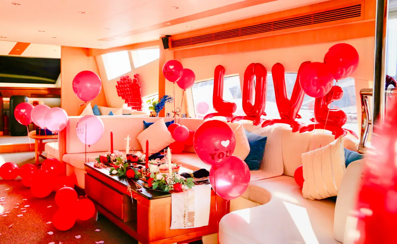 Dubai Yacht Honeymoon Packages