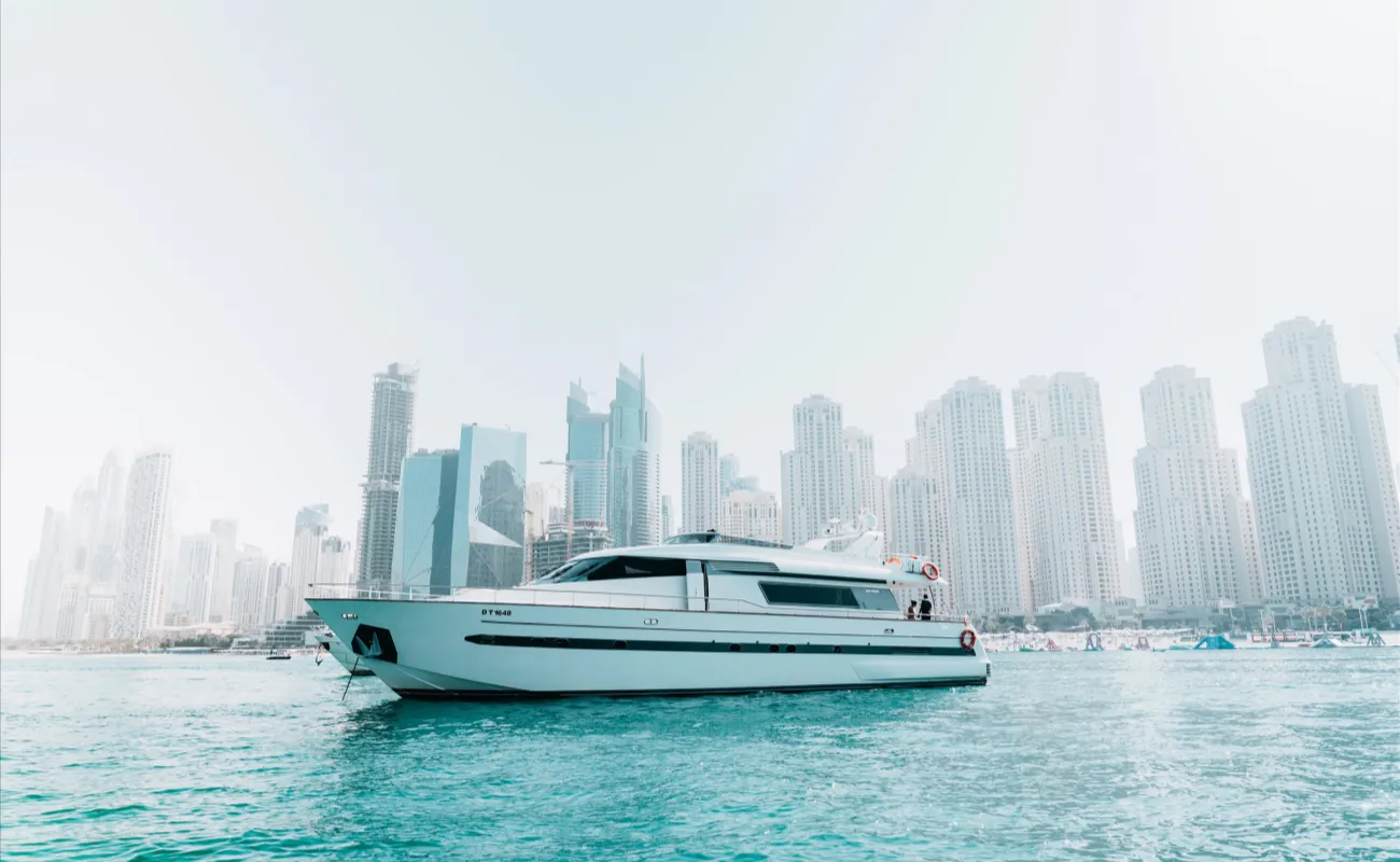 Book a Dubai Yacht to Celebrate Your Anniversary