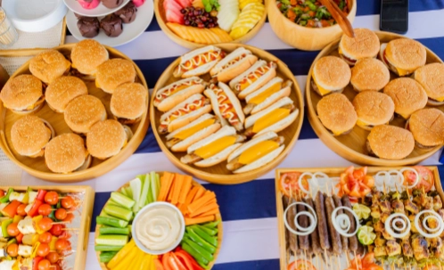 savor a lavish spread of gourmet food and unlimited beverages as you cruise towards bluewaters island on our premium dubai yacht experience.