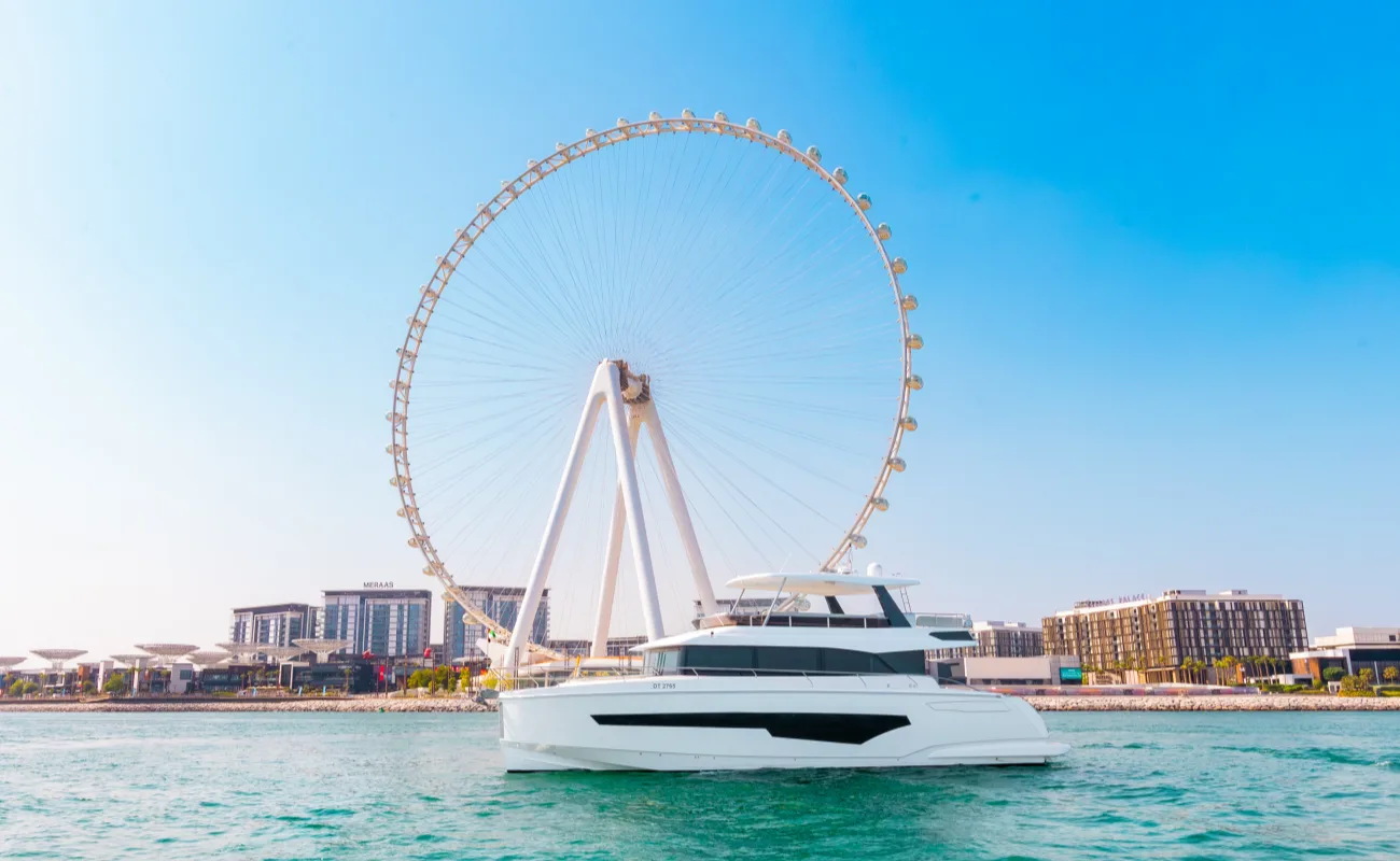 Dubai Yacht Cruises