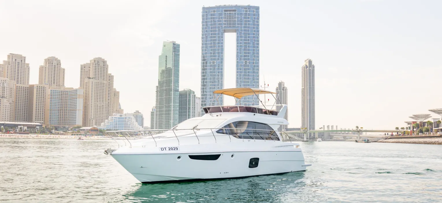 Luxury Yacht Tour Dubai