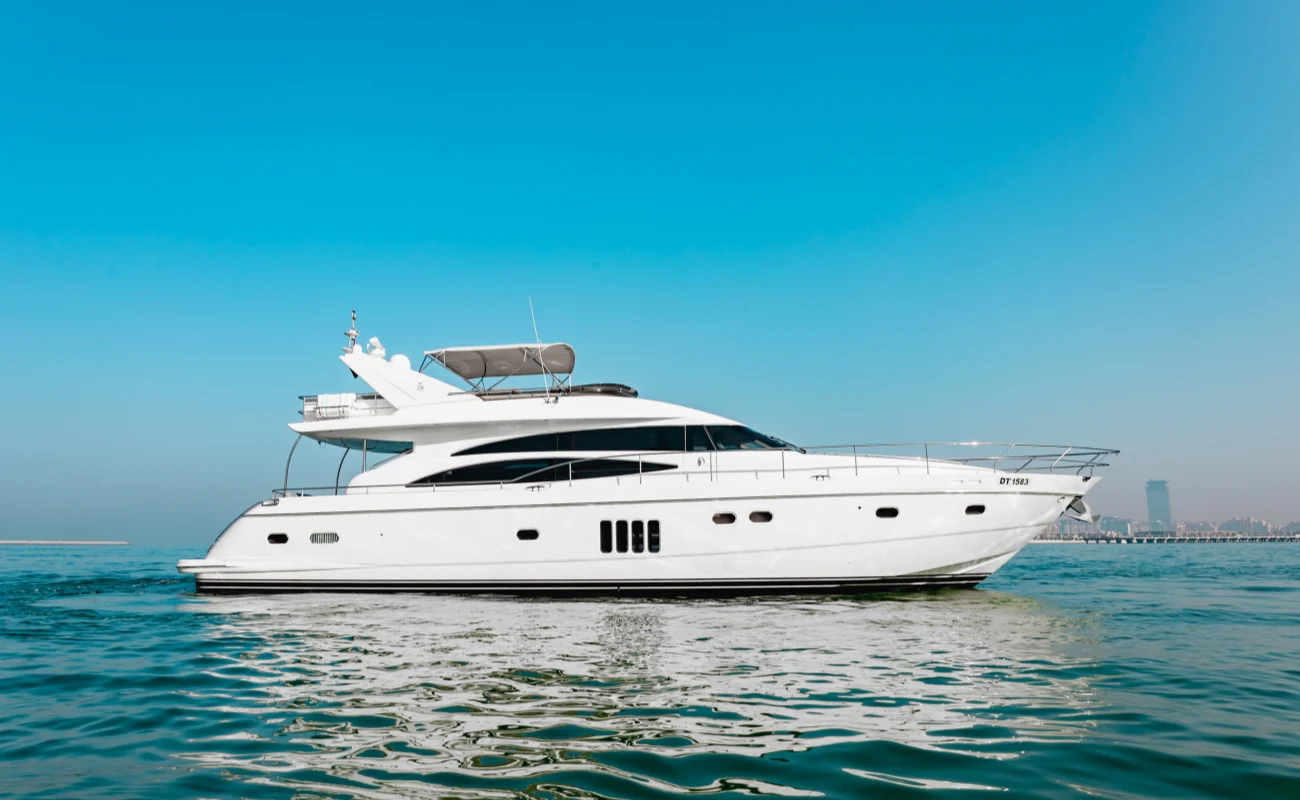 Dubai Marina Yacht Booking