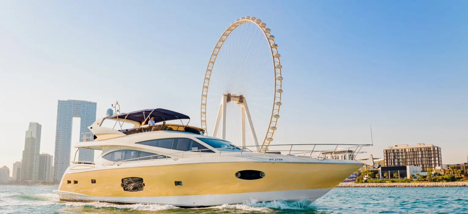 Dubai Marina Yacht Ride with Drinks