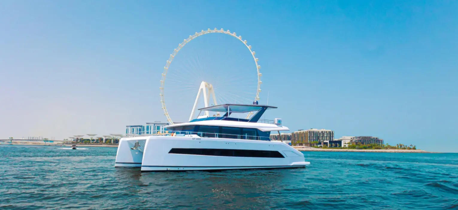 Dubai Marina Boat Ride with Breakfast