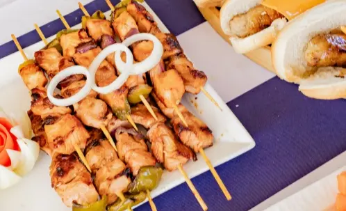 Dubai Marina Yacht Cruise with BBQ Lunch