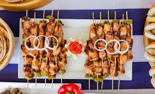 Dubai Yacht Cruise with BBQ Lunch