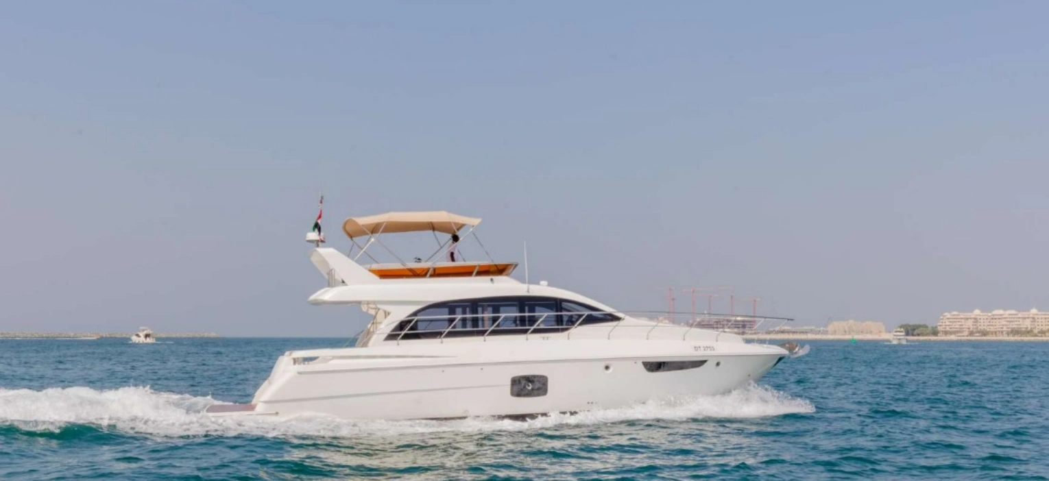 Dubai Yacht Tour