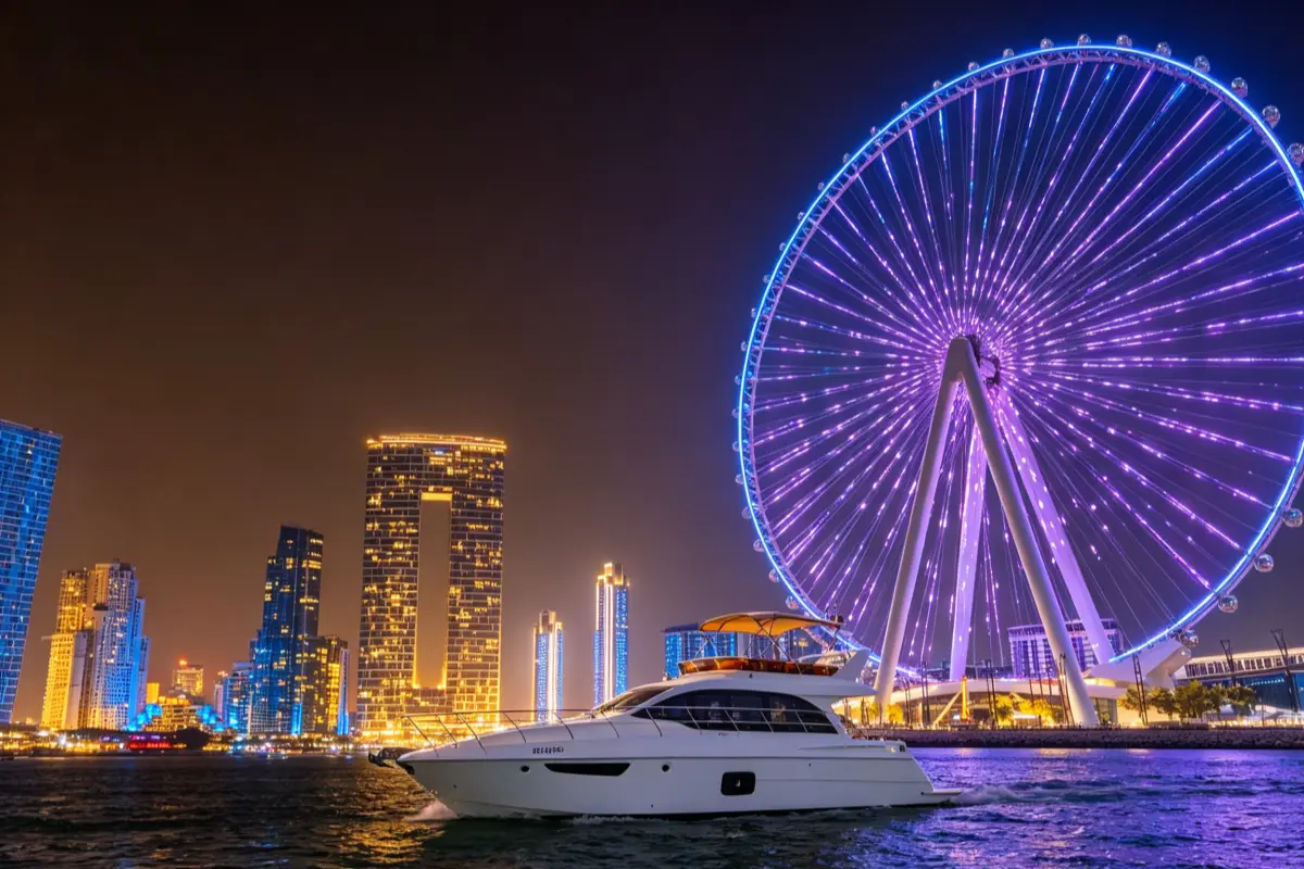 Dubai Yacht Night Cruise